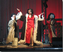 un momento dello spettacolo "La Carica dei 101"(foto da www.ctilissone.it)  